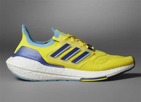 adidas ultra boost 22 heel.